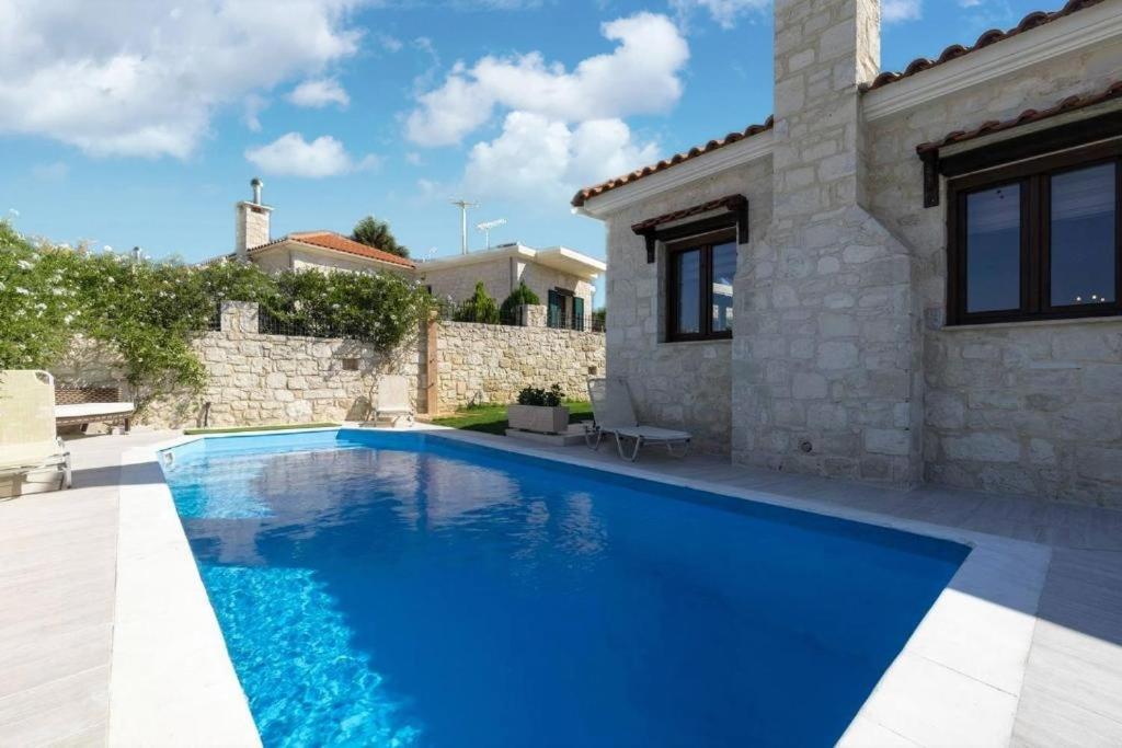 Heraklion Twins House - Private Pool Retreat Episkopi  Exterior photo